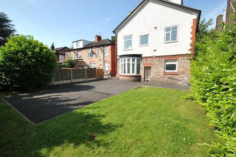 6 bedroom semi-detached house to rent, Birchfields Road, Fallowfield, Manchester, M13 0XX