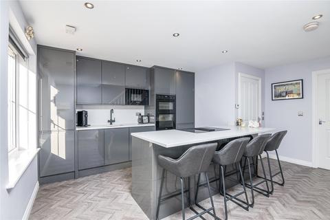 4 bedroom semi-detached house for sale - Brick Road, Great Wakering, Essex, SS3