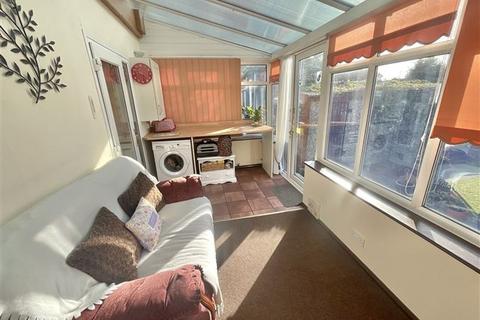 3 bedroom semi-detached house for sale, Old Retford Road, Sheffield, S13 9RA