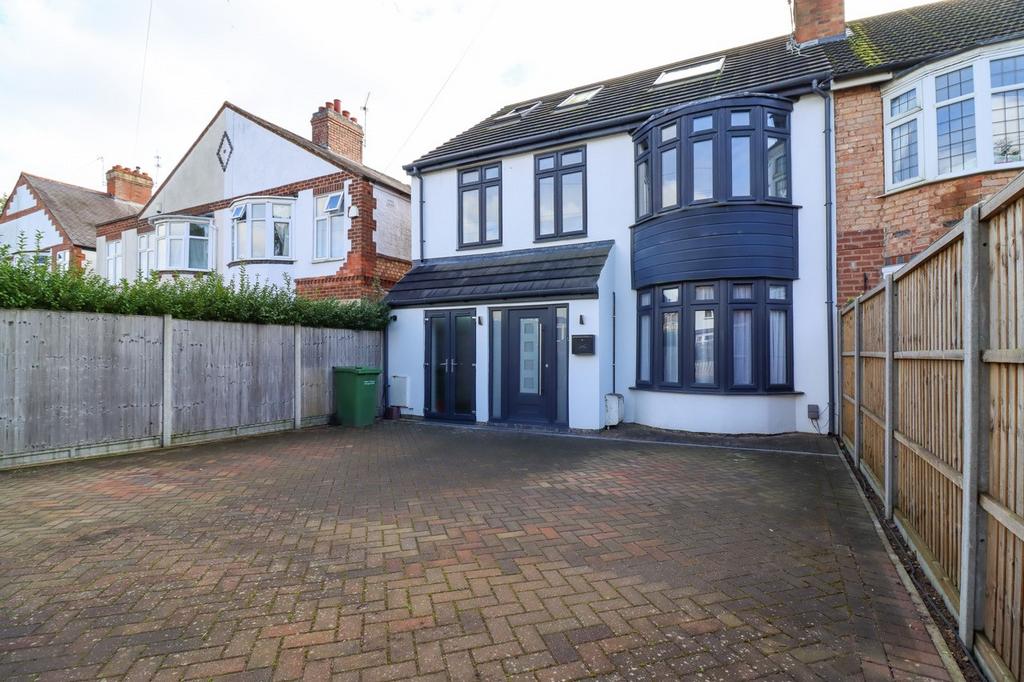 Wigston Road, Oadby, LE2 5 bed semidetached house £2,225 pcm (£513 pw)