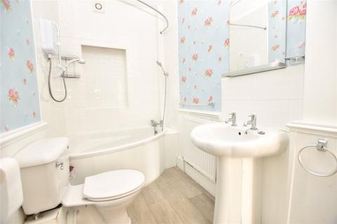 4 bedroom semi-detached house for sale, Sherbrooke Avenue, Leeds, West Yorkshire