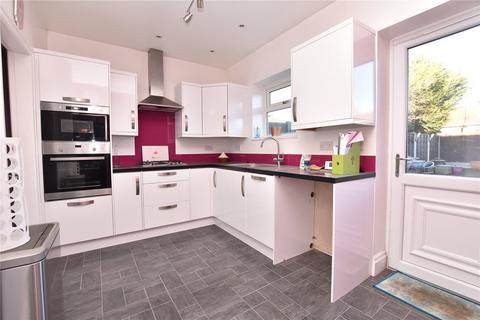 4 bedroom semi-detached house for sale, Sherbrooke Avenue, Leeds, West Yorkshire