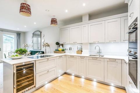 5 bedroom end of terrace house for sale - Bridgetower Drive, Holburne Park, Warminster Road, Bath, BA2