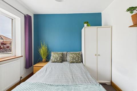 6 bedroom terraced house to rent, Cambridge Street