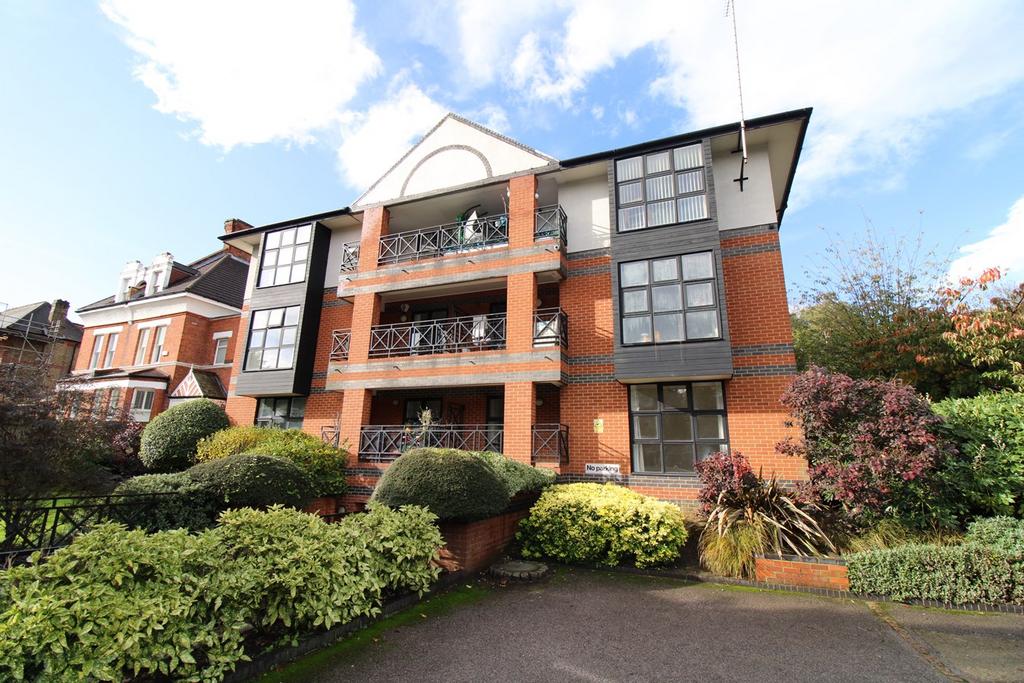 14 Shortlands Road, Bromley, BR2 2 bed flat for sale £350,000