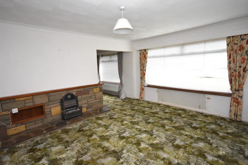 West Cross Lane, West Cross, Swansea 3 bed detached bungalow for sale