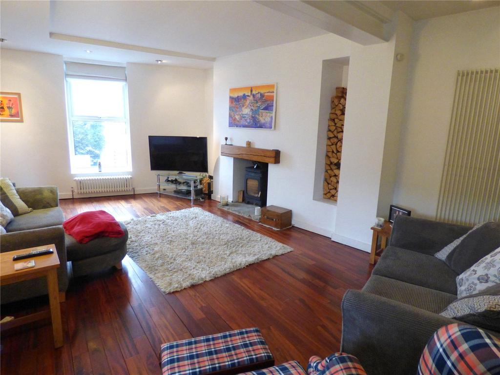 Oxford Road, Gomersal, Cleckheaton, BD19 4 bed link detached house for