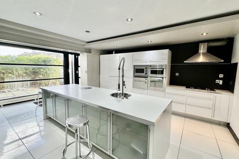 undefined, Oxford Road, Gomersal, Cleckheaton, BD19
