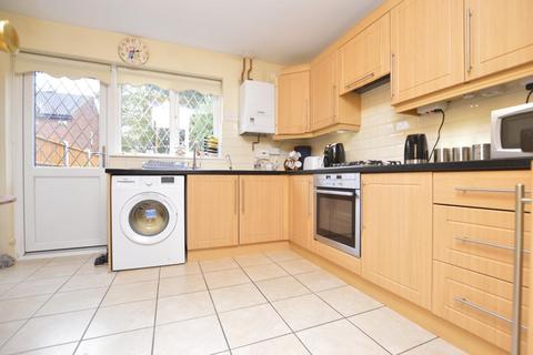 73 Turnstone Close, London, E13 0HW