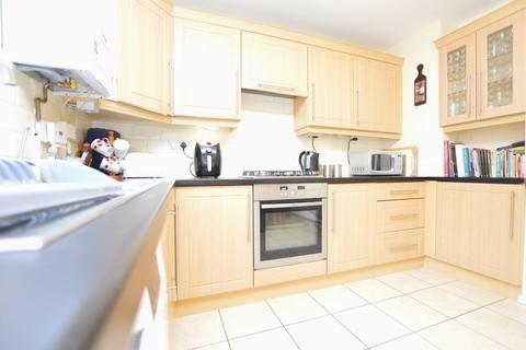 73 Turnstone Close, London, E13 0HW