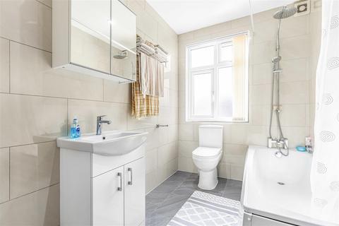 10 Sutton Road, Hounslow, TW5 0PF