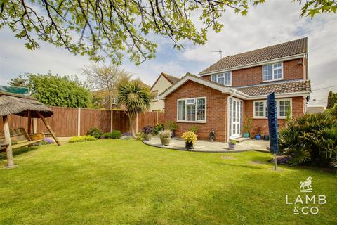 4 bedroom detached house for sale, Mayes Lane, Harwich CO12