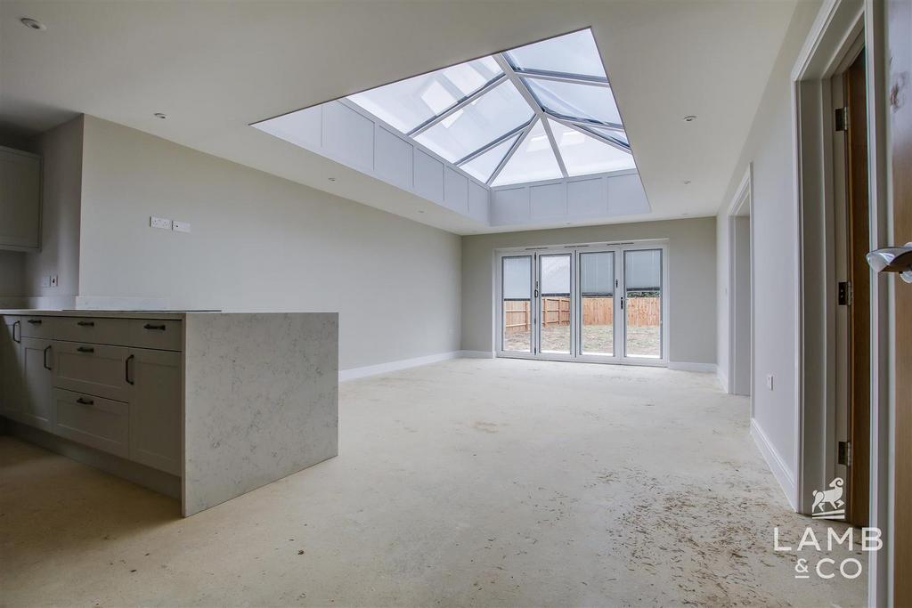 Dining/family area