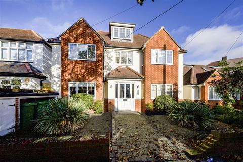 Flat 2, 2 Chudleigh Road, Twickenham, TW2 7QR
