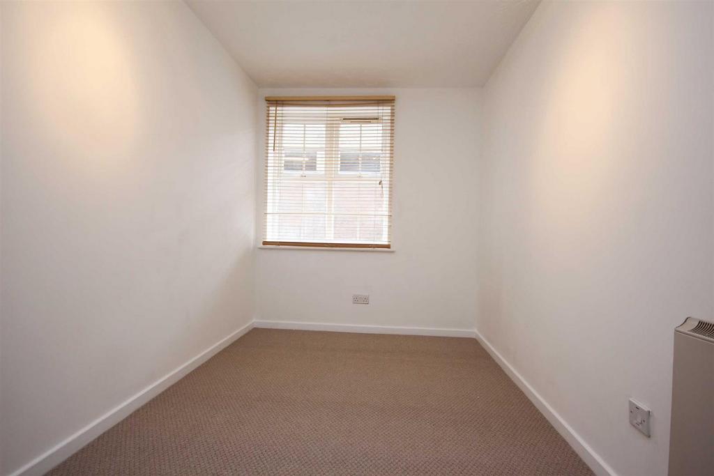 Apartment in Walthamstow - More