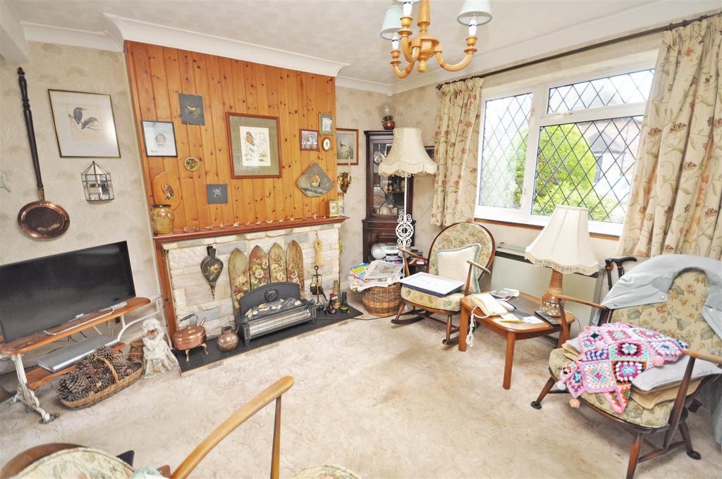 Lansdowne Way, Hailsham 2 bed house for sale £265,000