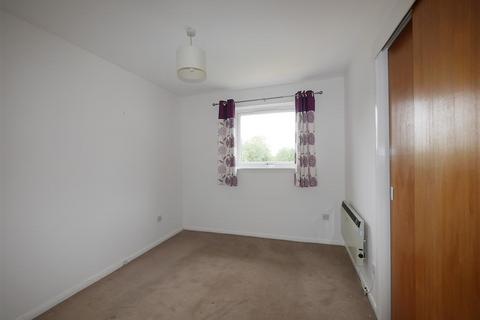 2 bedroom flat to rent - Blenheim Court , Stepps, Glasgow