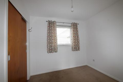 2 bedroom flat to rent - Blenheim Court , Stepps, Glasgow