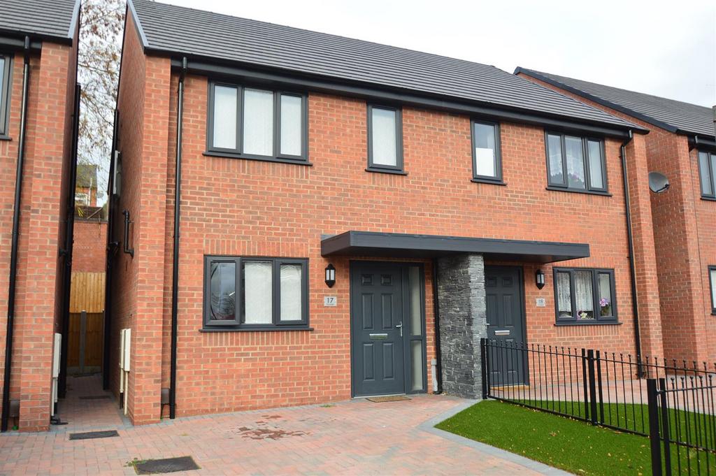 Piccadilly, Nottingham 3 bed semidetached house £1,050 pcm (£242 pw)