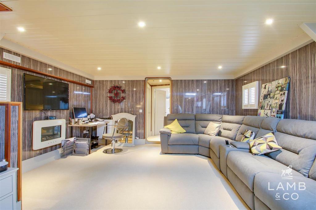 Family room: