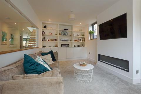 4 bedroom detached house for sale, St. Marys Road, Stratford-Upon-Avon