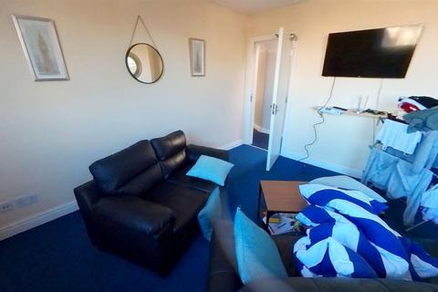 3 bedroom flat to rent, Bristol Road, Birmingham