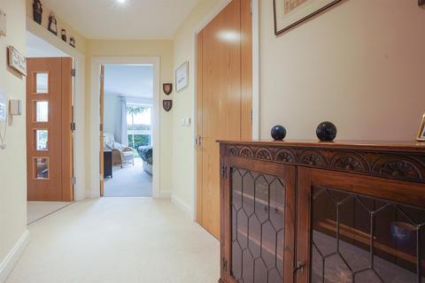1 bedroom retirement property for sale, Harvard Place, Springfield Close, Stratford-Upon-Avon
