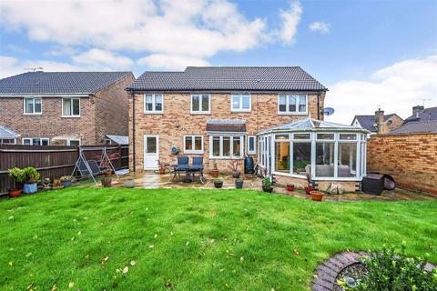 5 bedroom detached house for sale, Clanfield, Hampshire