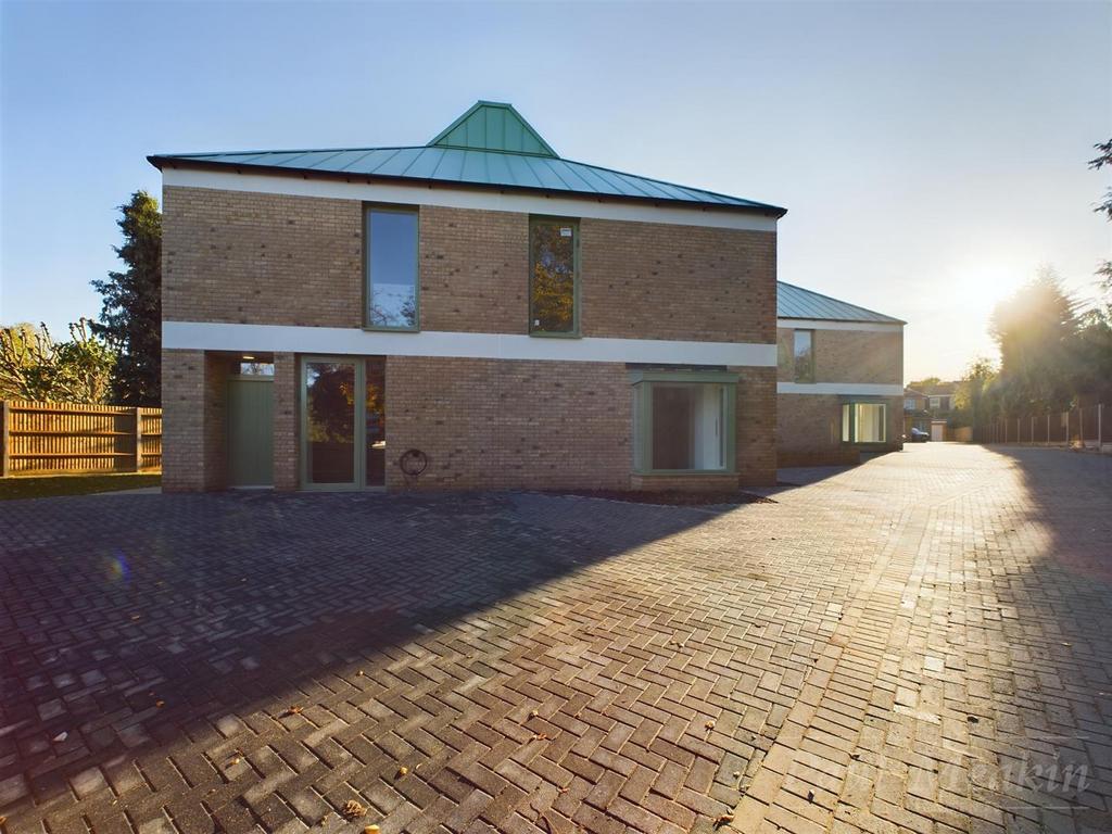 The Warren, The Green, Croydon 4 bed semidetached house for sale £