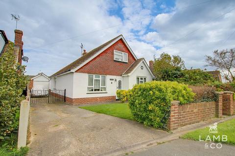 3 bedroom detached house for sale, Rush Green Road, Clacton-On-Sea CO16