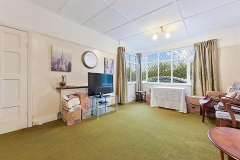 99 Ewell By Pass, Epsom, KT17 2PY