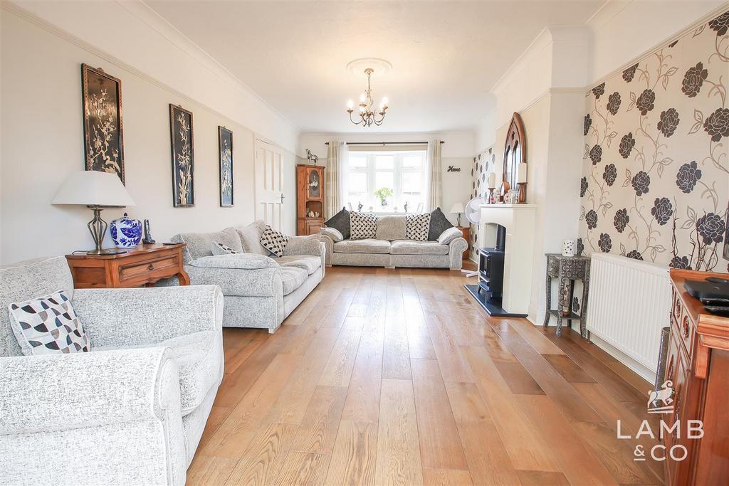 Spring Road, ClactonOnSea CO16 5 bed detached house for sale £495,000