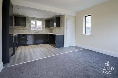15 Avondale Road, Clacton-on-sea, CO15 6ER