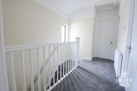 15 Avondale Road, Clacton-on-sea, CO15 6ER