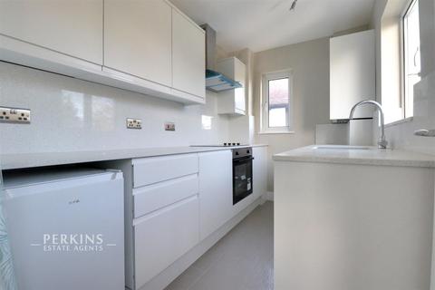 5a Goring Way, Greenford, UB6 9NN