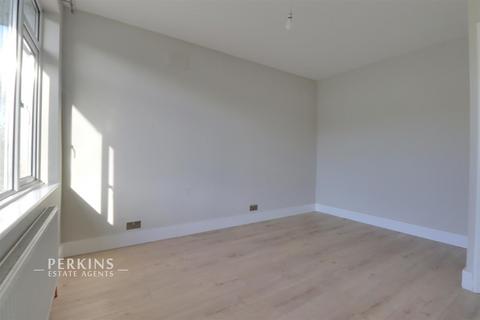 5a Goring Way, Greenford, UB6 9NN
