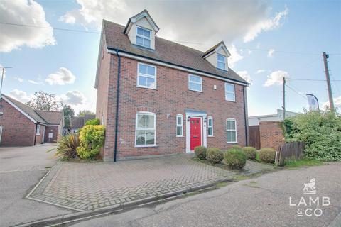 5 bedroom detached house for sale, Colchester Road, Weeley CO16