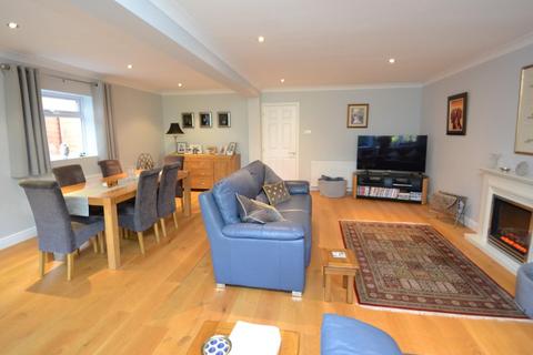19 Fairfield, Buntingford, SG9 9NT