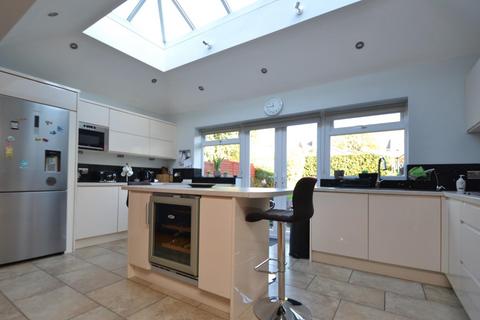 19 Fairfield, Buntingford, SG9 9NT