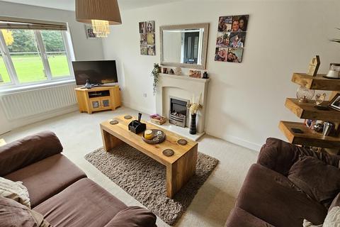 32 Anson Road, Newton, Nottingham, NG13 8ZJ