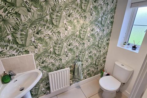 32 Anson Road, Newton, Nottingham, NG13 8ZJ