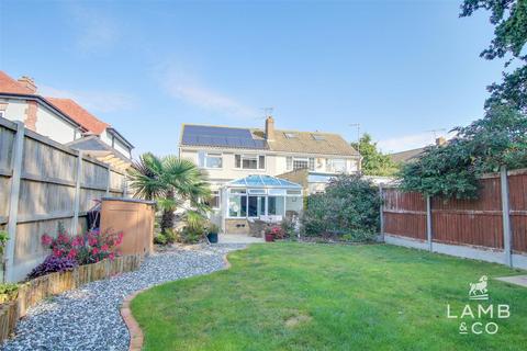 4 bedroom semi-detached house for sale, Holland Road, Clacton-On-Sea CO15