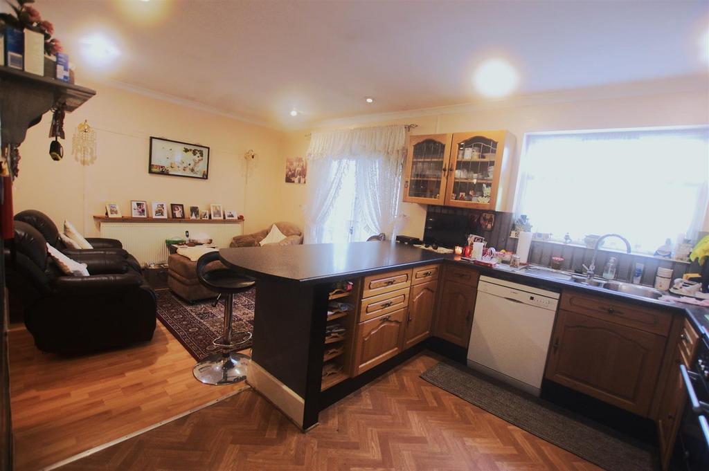 Kitchen/dining Room