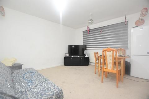 2 bedroom maisonette for sale, Sheepcot Lane, Watford