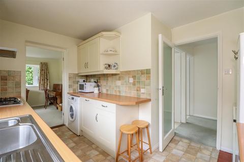 3 Acorns, Horsham, RH13 6AF
