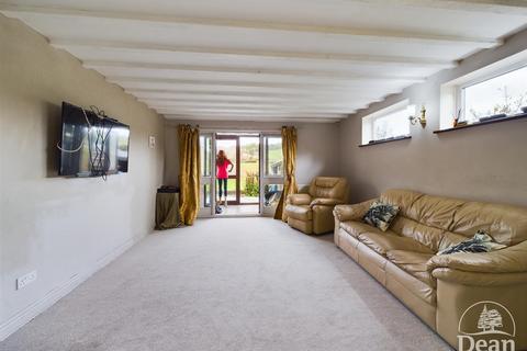 4 bedroom cottage for sale, Rolls Green, Blakeney- PLUS A ONE BEDROOM ANNEXE