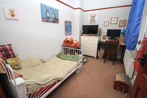 23 Back Field, Thornton, Bradford, BD13 3EX