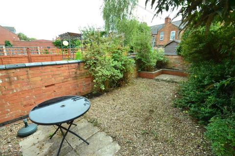 3 bedroom terraced house to rent - Bulwer Road, Leicester
