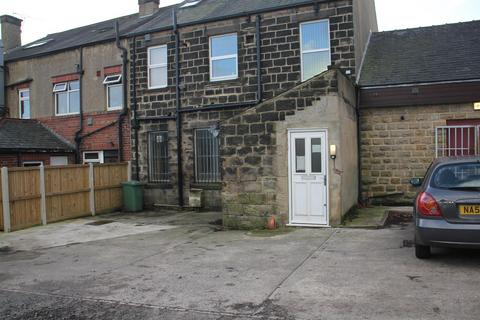 4 bedroom apartment to rent, 3a Station RoadHorsforthLeeds