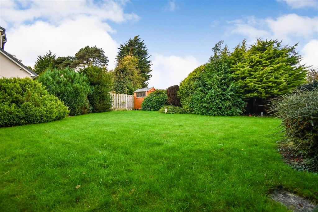 Green Acres, Kirk Ella, Hull 2 bed detached bungalow for sale £315,000